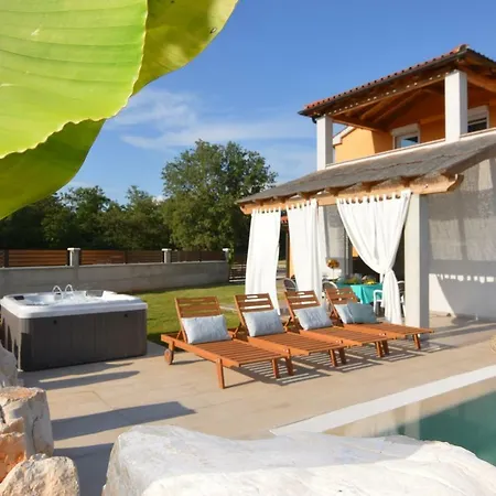 Mihatovici - 6min Drive To The - Pool - Whirpool 4* Nova Vas (Porec)