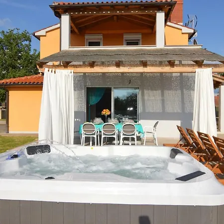 Mihatovici - 6min Drive To The - Pool - Whirpool 4* Nova Vas (Porec)