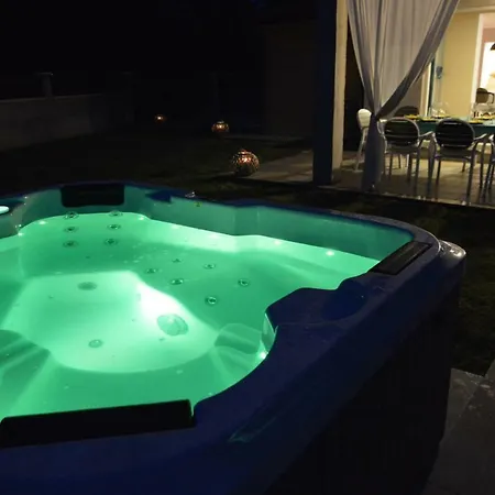 Mihatovici - 6min Drive To The - Pool - Whirpool 4* Nova Vas (Porec)