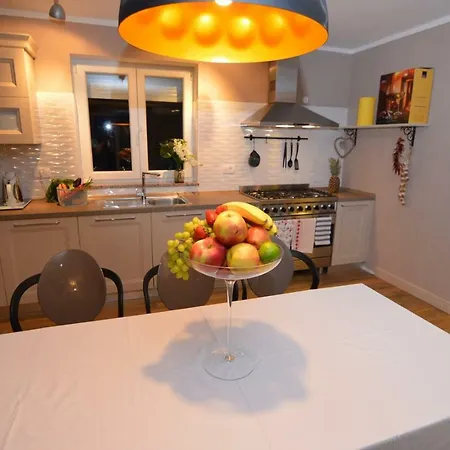 Mihatovici - 6min Drive To The - Pool - Whirpool 4*