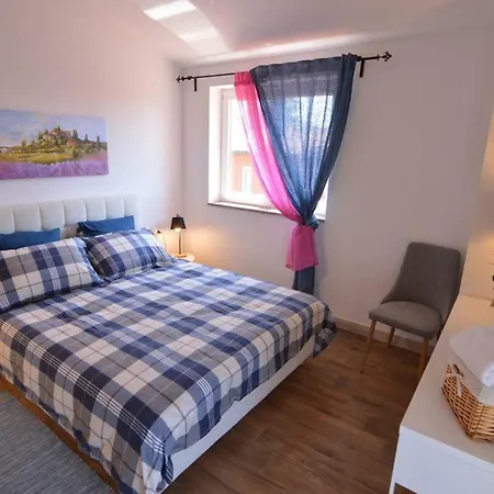 Mihatovici - 6min Drive To The - Pool - Whirpool 4*